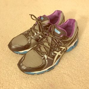 ASICS gel nimbus 14 excellent condition
